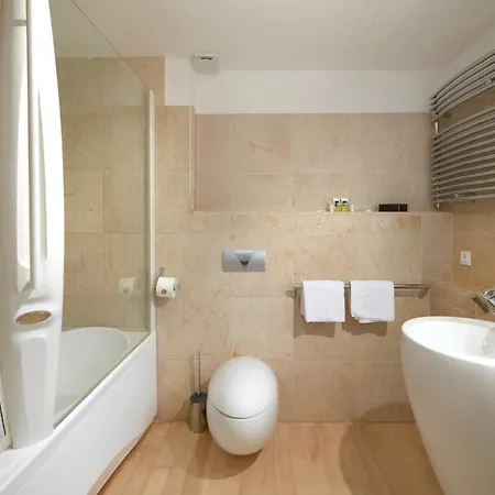 Sleeps 12 Pool Air Con Wifi Villa
