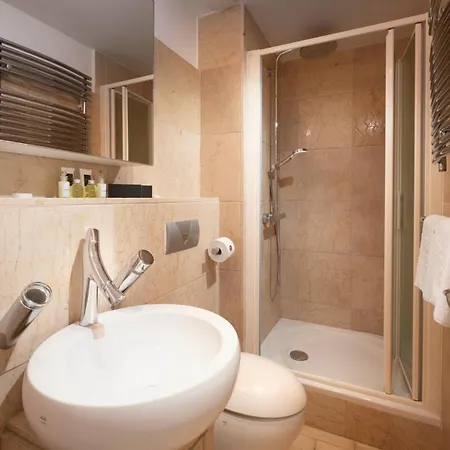 Sleeps 12 Pool Air Con Wifi Villa Bol