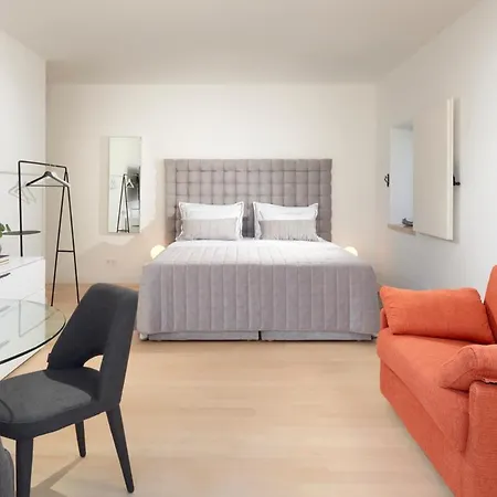 Sleeps 12 Pool Air Con Wifi Villa Bol