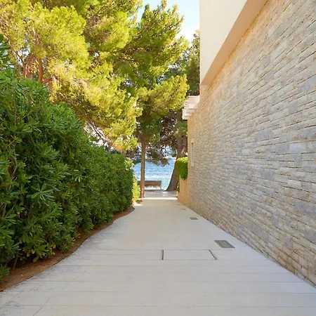 Sleeps 12 Pool Air Con Wifi Villa